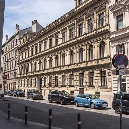 Executive Suites Margareten By Welcome2Vienna Exterior photo